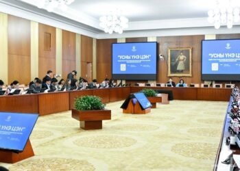 “Усны үнэ цэн” сэдэвт хэлэлцүүлгээр Усны тухай хуулийн шинэчилсэн найруулгын төслийг танилцуулан олон нийтийн саналыг сонслоо