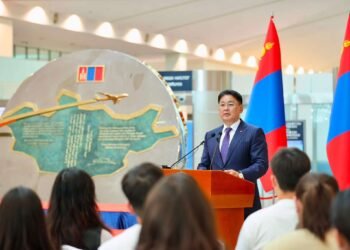 “Ерөнхийлөгчийн илгээлт-2100” тэтгэлэгт хөтөлбөрийн 300 оюутан гадаад улсыг зорилоо