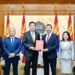 Монгол Улсын 2026 оны төсвийн тодотгол болон нэгдсэн төсвийн 2026 оны төсвийн хүрээний мэдэгдэлд өөрчлөлт оруулах тухай хуулийн төслүүдийг өргөн мэдүүллээ