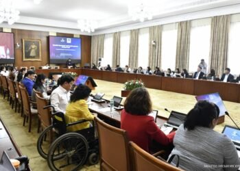 Хөгжлийн бэрхшээлтэй хүнд ээлтэй улсын төсвийг бүрдүүлэх асуудлаар хэлэлцүүлэг өрнүүлж байна