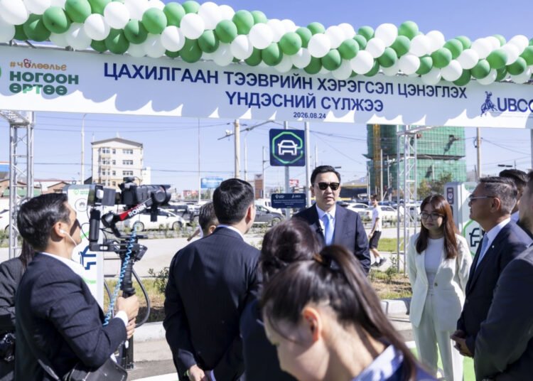 15 автомашин зэрэг цэнэглэх “Ногоон өртөө” ашиглалтад оров