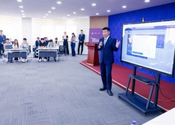 УИХ-ын дарга С.Бямбацогт: Парламентын үйл ажиллагааг олон нийтэд илүү ил тод, хүртээмжтэй болгоход залуусын оролцоо, шийдэл чухал ач холбогдолтой