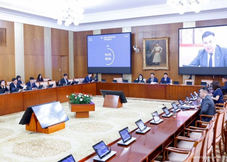 Байнгын хороодын хамтарсан хуралдаанаар Төсвийн тогтвортой байдлын тухай хуульд нэмэлт, өөрчлөлт оруулах тухай хуулийн төслийг хэлэлцэхийг дэмжлээ