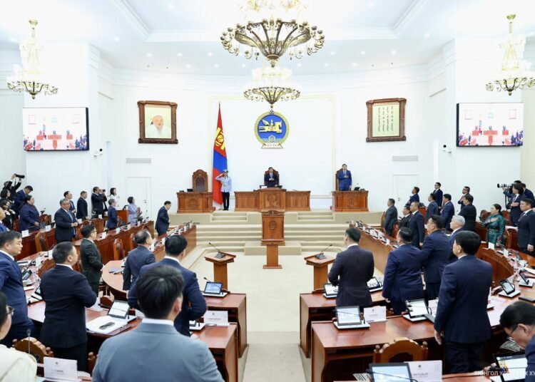 Улсын Их Хурлын ээлжит бус чуулганаар Монгол Улсын 2026 оны төсвийн тодотголыг хэлэлцэнэ