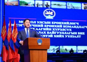 Ерөнхийлөгч У.Хүрэлсүх хил хамгаалах байгууллагын ажилтан, албан хаагчидтай уулзлаа