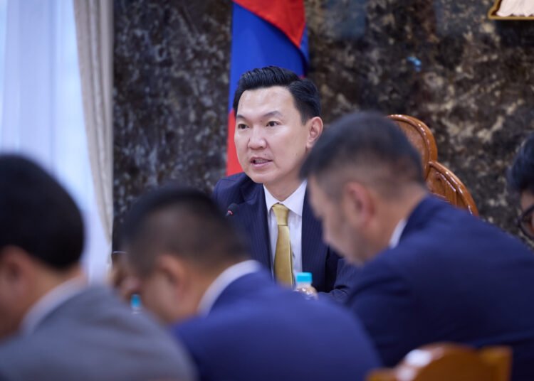 ЗӨВШӨӨРӨЛ АВАХААС ОЛГОХ ХҮРТЭЛХ БҮХ ҮЙЛ АЖИЛЛАГААНД БАРИМТ БИЧГИЙГ ИРГЭНЭЭС НЭГ УДАА АВЧ, ӨРГӨДӨЛ, ХҮСЭЛТИЙГ ШУУРХАЙ ШИЙДВЭРЛЭХИЙГ ҮҮРЭГ БОЛГОЛООЗӨВШӨӨРӨЛ АВАХААС ОЛГОХ ХҮРТЭЛХ БҮХ ҮЙЛ АЖИЛЛАГААНД БАРИМТ БИЧГИЙГ ИРГЭНЭЭС НЭГ УДАА АВЧ, ӨРГӨДӨЛ, ХҮСЭЛТИЙГ ШУУРХАЙ ШИЙДВЭРЛЭХИЙГ ҮҮРЭГ БОЛГОЛОО