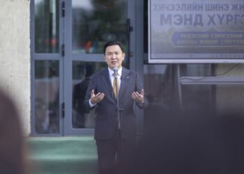 Н.Учрал: 57 дугаар сургууль бол улсын сургуулийн шинэ стандартын эхлэл