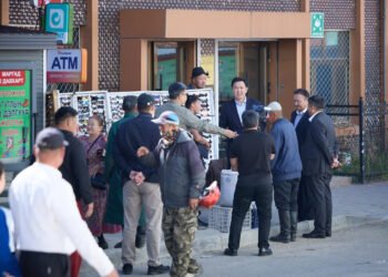 ИРГЭД ЕРӨНХИЙ САЙДЫН ЕСӨН ШИЙДВЭРИЙГ ДЭМЖИЖ БУЙГАА ИЛЭРХИЙЛЖ БАЙНА