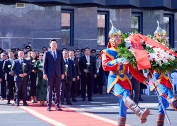 МОНГОЛ УЛСЫН ЕРӨНХИЙ САЙД ХЭЛМЭГДЭГСДИЙН ХӨШӨӨНД ЦЭЦЭГ ӨРГӨЖ, ХҮНДЭТГЭЛ ҮЗҮҮЛЭВ