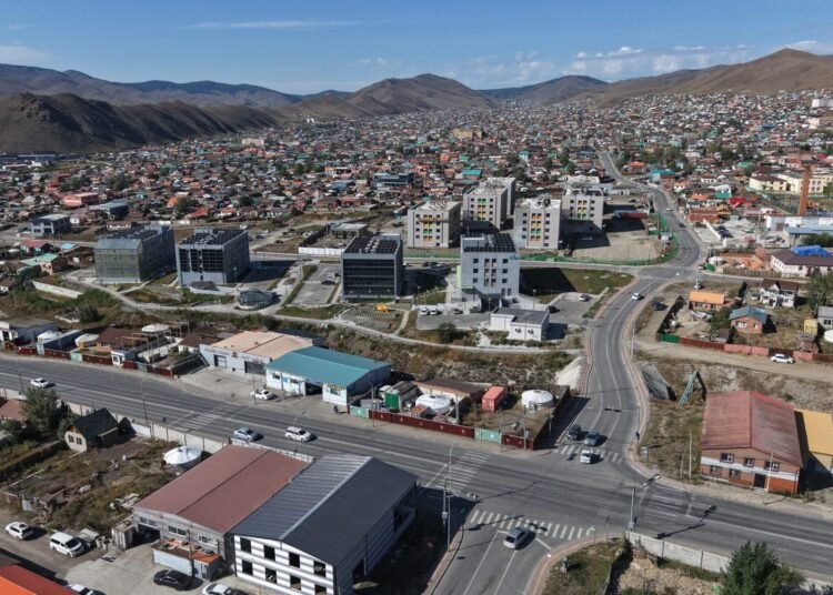 Баянхошуу, Шархад дэд төвийн 454 айлын Ногоон орон сууцны барилгын ажил үргэлжилж байна