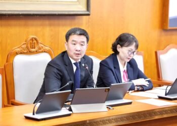 Төсвийн зарлагын хяналтын дэд хороо Монгол Улсын 2026 оны төсвийн тодотголын төслүүдийн гурав дахь хэлэлцүүлгийг хийлээ