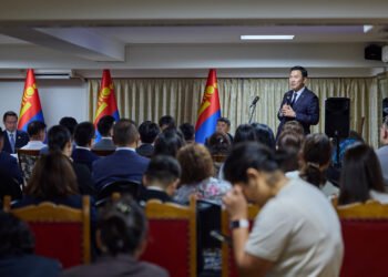 ЕРӨНХИЙ САЙД ЯПОН УЛСАД АЖИЛЛАЖ, АМЬДАРЧ БУЙ ИРГЭДТЭЙГЭЭ УУЛЗЛАА