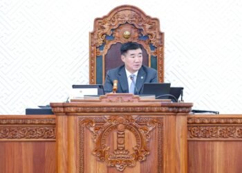 Улс төрийн хилс хэрэгт хэлмэгдэгчдийг цагаатгах, тэдэнд нөхөх олговор олгох тухай хуульд нэмэлт, өөрчлөлт оруулах тухай хуулийн төслийг эцсийн хэлэлцүүлэгт шилжүүллээ
