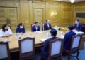 ДҮНЖИНГАРАВЫН ДЭЛБЭРЭЛТИЙН УЛМААС АМИА АЛДСАН ХҮМҮҮСИЙН АР ГЭРТ БУЦАЛТГҮЙ ТУСЛАМЖ ҮЗҮҮЛЭХЭЭР БОЛЛОО