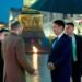 Дайчдын дурсгалд зориулсан Мөнхийн галд хүндэтгэл үзүүлж, цэцэг өргөлөө