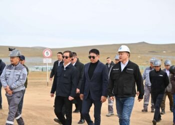 Өвөрхангай аймгийн Хархорин сум дахь нарны цахилгаан станцын бүтээн байгуулалт 45 хувьд хүрчээ
